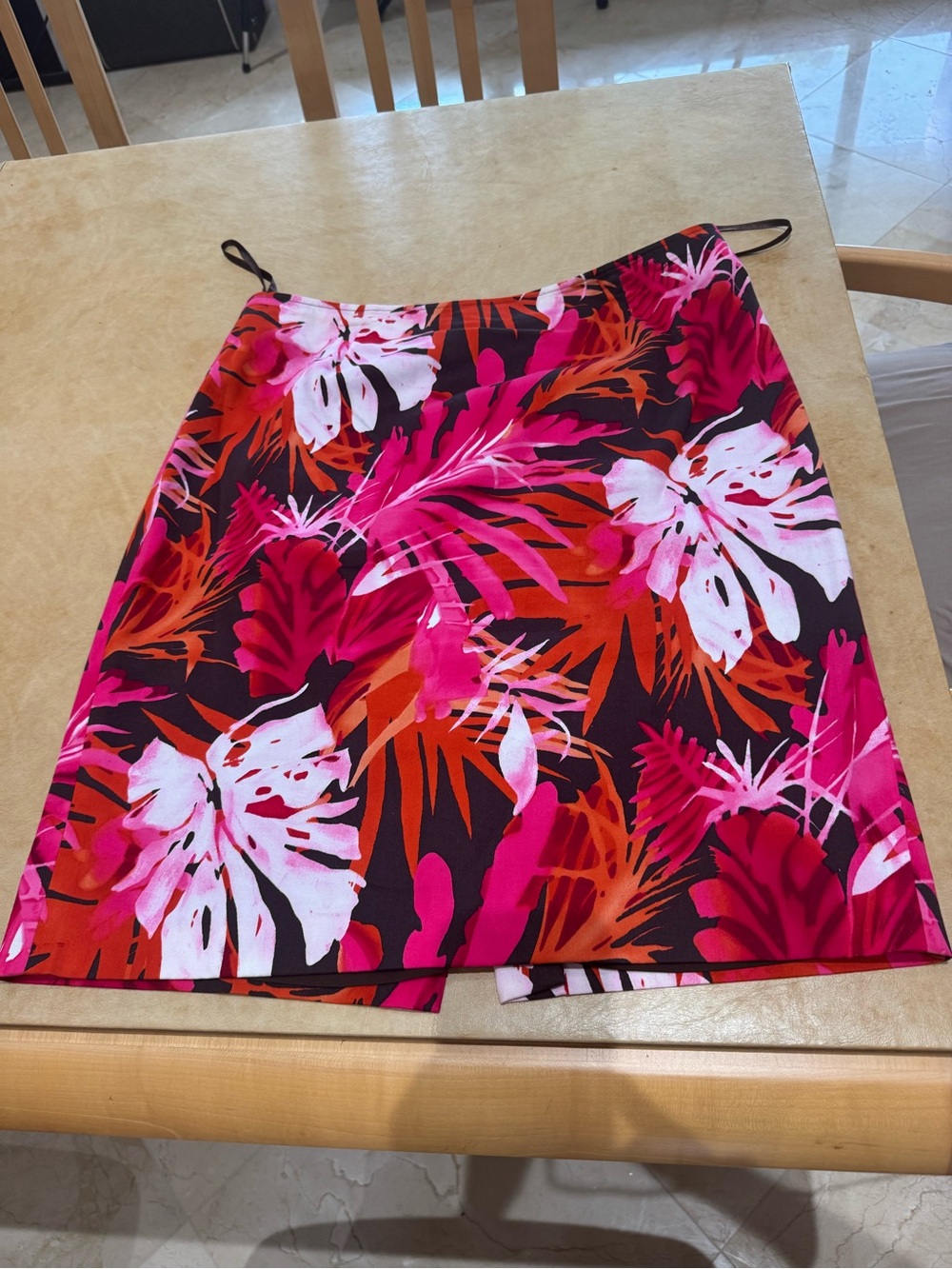 DRAMATIC PRICE DROP: JONES New York, 12, Tropical, lined SKIRT(pairs w/TOMATO SH